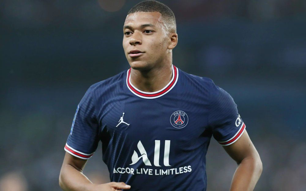 皇马欲引进哈兰德、姆巴佩  世界身价前三三叉戟或将冠绝欧洲