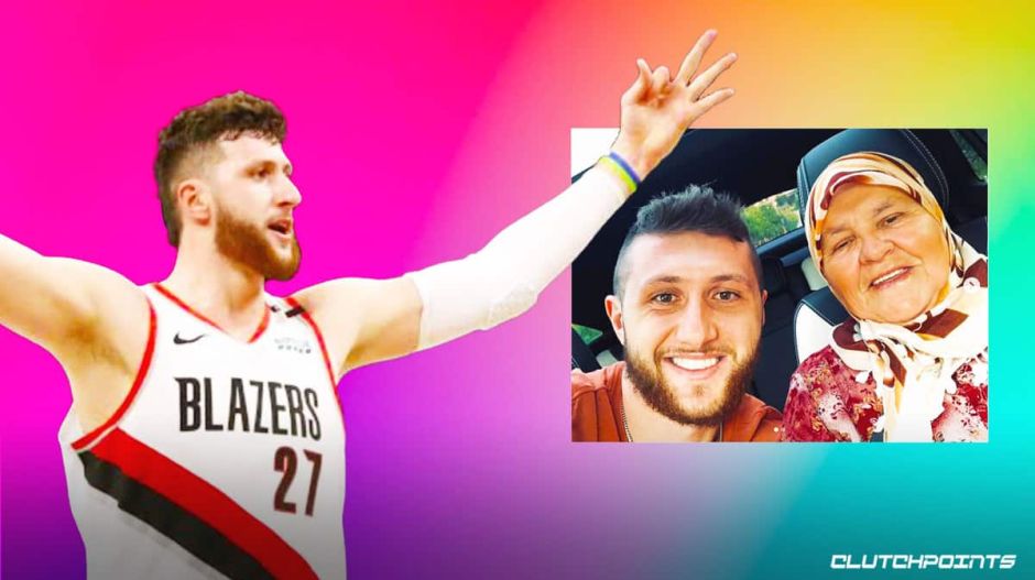 开拓者队的努尔基奇对步行者队球迷动怒 扔球迷手机