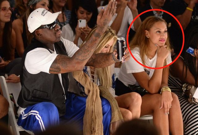 罗德曼长女都34岁了 属于被NBA花边忽略的美女