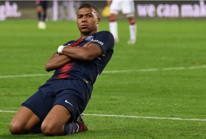 欧冠遭皇马逆战 巴黎或难留住姆巴佩