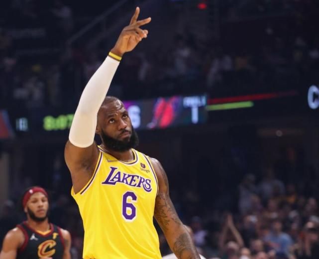 湖人冲附加赛遇8道难关 两战鹈鹕