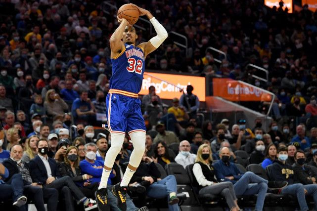 亿元先生自废身价加盟 只拿2百万当第六人