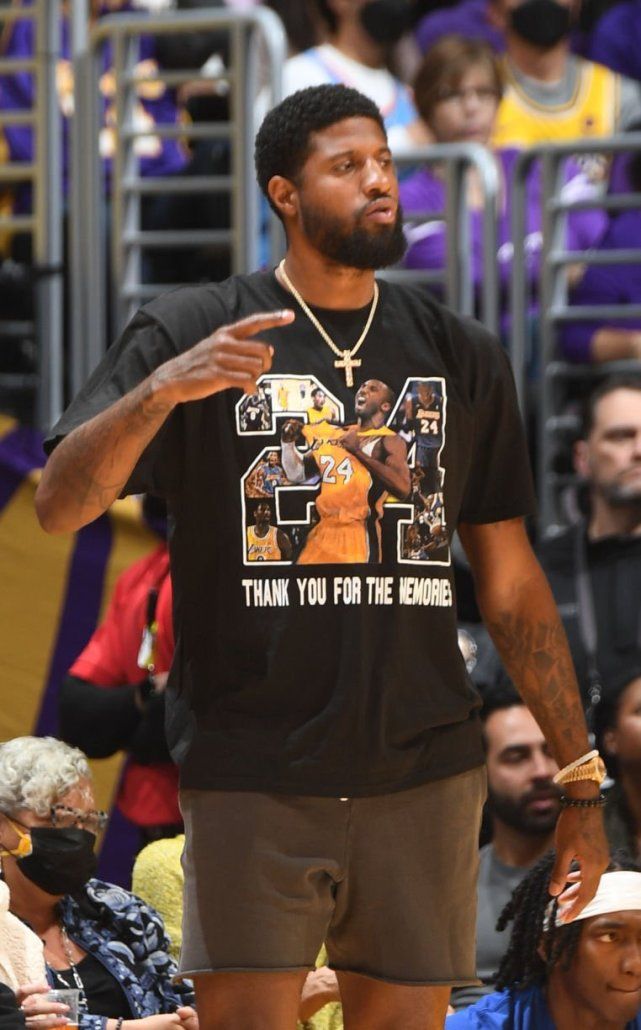 快船官晒出乔治参加全队合练的照片 有望在季后赛迎来复出