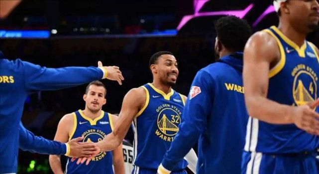 亿元先生自废身价加盟 只拿2百万当第六人