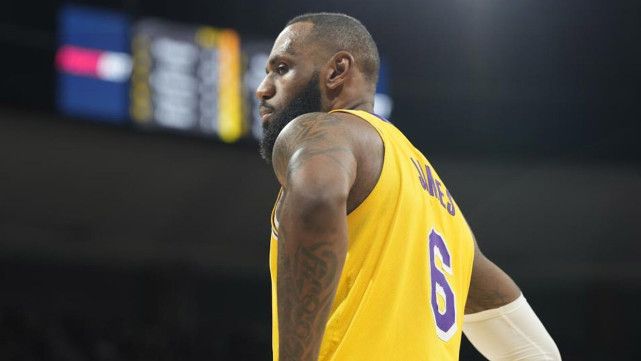 沃格尔透露詹姆斯出战可能 力挺詹姆斯MVP