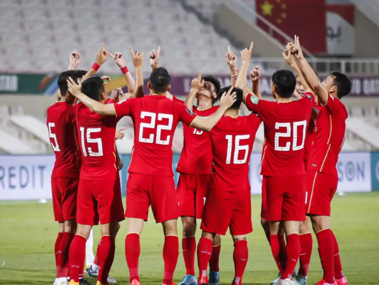 23岁现役国脚 飞赴欧洲开启留洋之旅