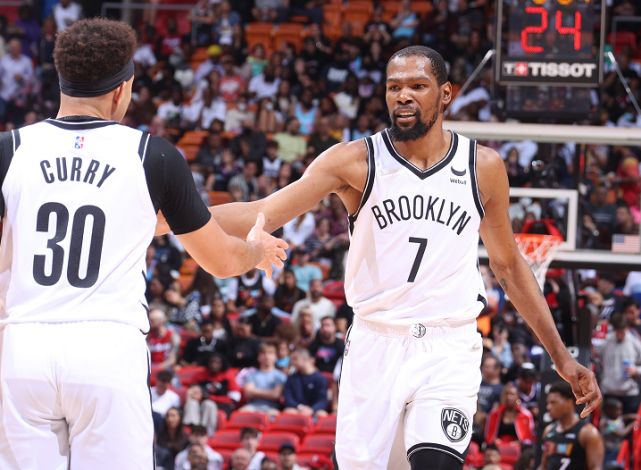 杜兰特和欧文合体 创下7个记录