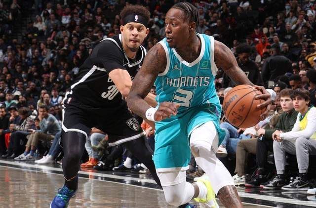 欧文被豁免后持续低迷 完全不在状态