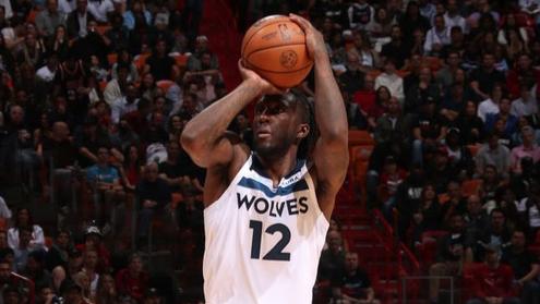 森林狼的王子因在球场上“做下流手势” 被罚款1.5万美元