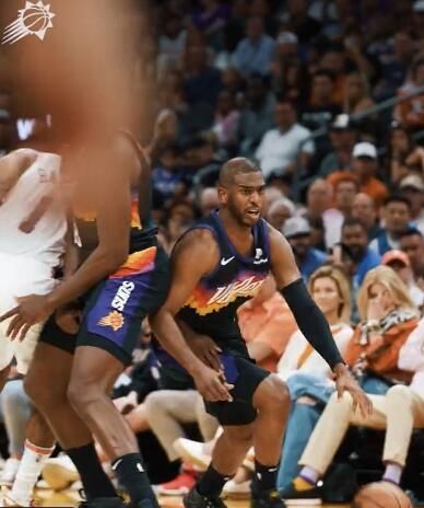 太阳8连胜稳居第一 哈登11中2真的是坑苦大帝了