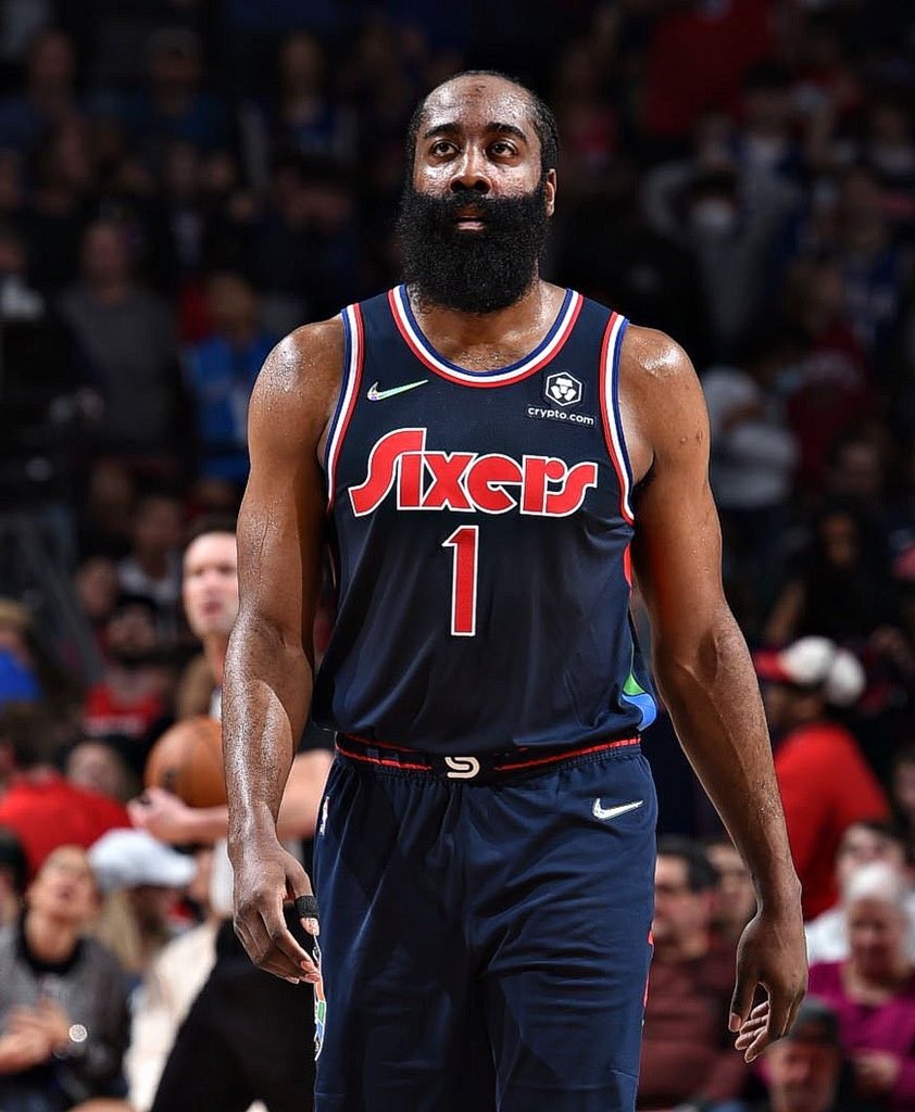 哈登生涯常规赛助攻数超越科比 升至NBA历史榜第32位