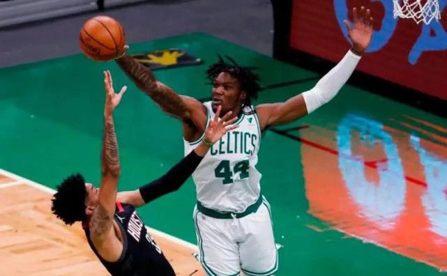 2米成首发中锋 绿军5千万交易了一个奇将