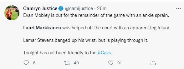 骑士在与魔术比赛中三人受伤 医生分析莫布里脚踝伤势分三级