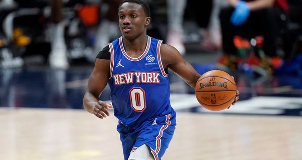 鹈鹕与贾里德·哈珀签订双向协议 贾里德为鹈鹕场均3.5+1.5