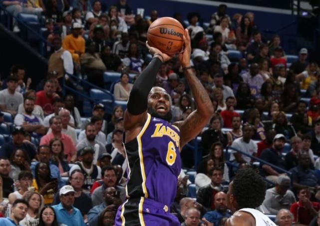 浓眉近两赛季仅出战73场 伤病原因动不动就缺席比赛