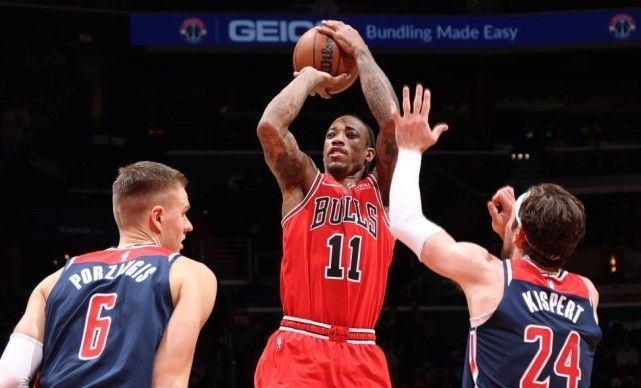 雄鹿升至第二76人跌至第四 篮网守住东部第八