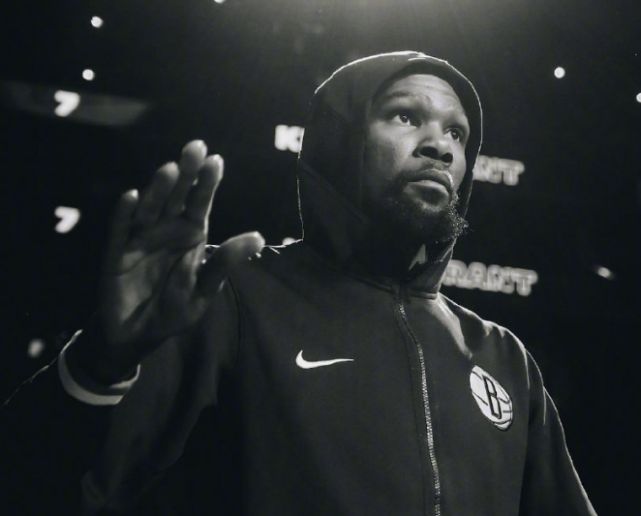 决战时刻授课状元 杜兰特单节16分带队坐稳东部第八