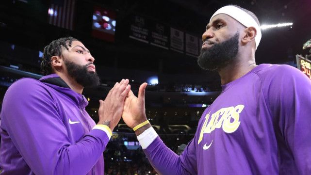 湖人伤病报告出炉 詹姆斯返回洛杉矶浓眉出战成疑