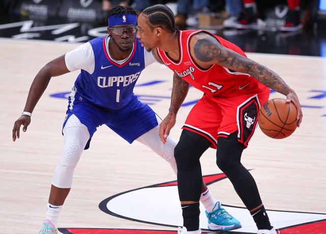 德罗赞打出50分 公牛击败快船主场获胜