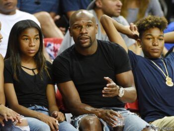 梅尔韦萨表示 “如果没有受伤的话就应该比赛”