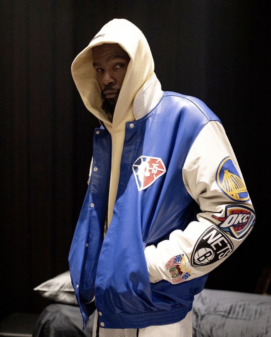 杜兰特表示雷霆必须退役其球衣 遭到俄城球迷嘲讽