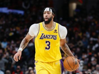 戴维斯将在佩利康斯战中回归 回归后的表演备受瞩目