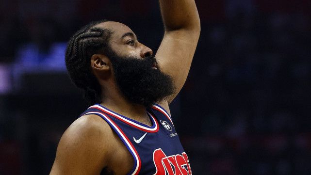 哈登曾多次向杜兰特承诺留队 但最后还是选择了76人