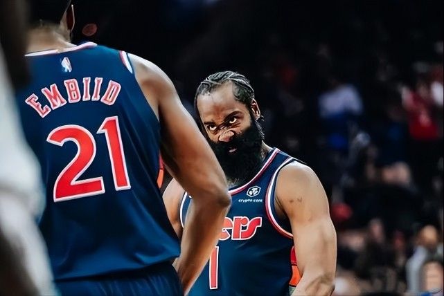 哈登低迷76人败给活塞 哈登的状态起起伏伏