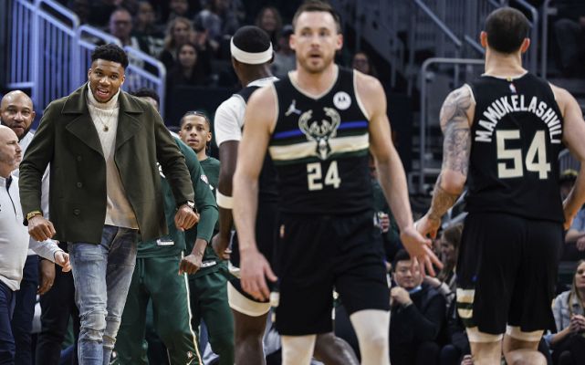 快船狂胜雄鹿 科温顿11记三分轰43分 