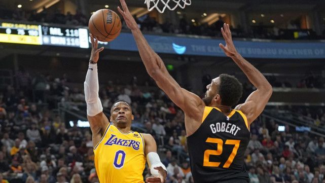 威少回应了指责和批评 表示自己会忽略这些事情