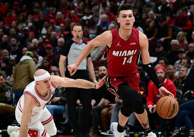 热火四杀公牛稳固第一 东部50胜首队 