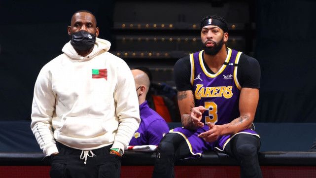 湖人队近期消息詹眉出战成疑 浓眉还是保持乐观态度