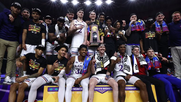 堪萨斯州杰霍克队击败焦油高跟鞋 赢下第四个总冠军