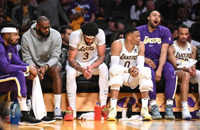 NBA实力榜更新 太阳第1勇士第7篮网第15湖人第23