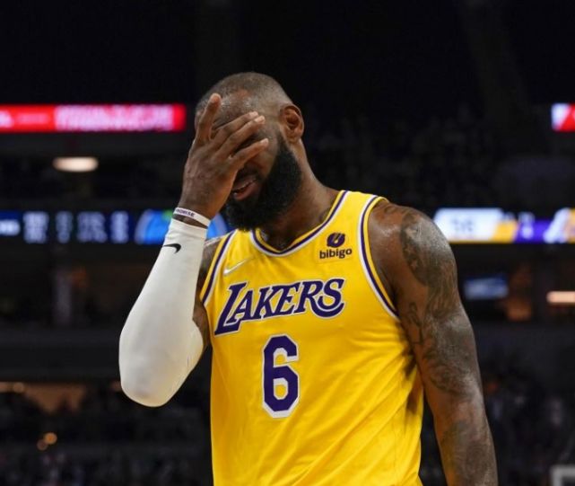 詹姆斯湖人生涯总结 夺冠过两次无缘季后赛