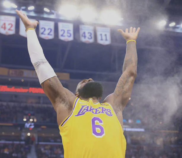 湖人将会无缘附加赛 詹姆斯得分王也极有可能不保