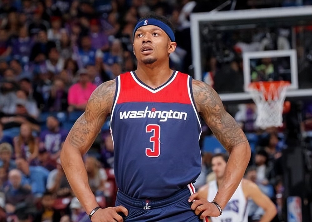 万众瞩目的季后赛马上到来 詹姆斯无缘季后赛