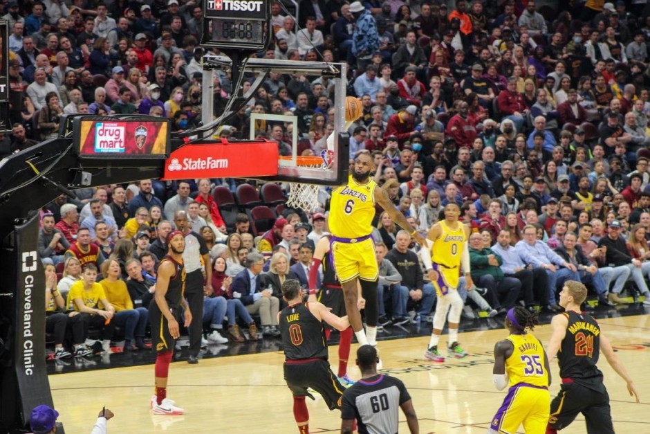 乐福再谈被詹皇隔扣 透露会邀请詹姆斯去参加他的婚礼