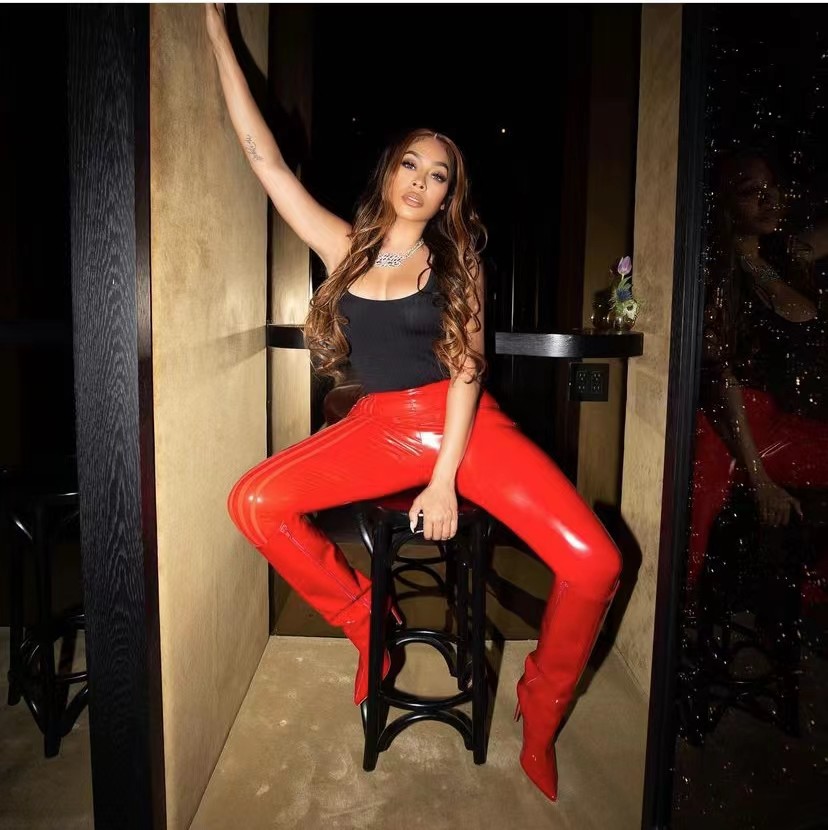 NBA几乎没有人敢惹安东尼 但却拿老婆拉拉一点办法都没有