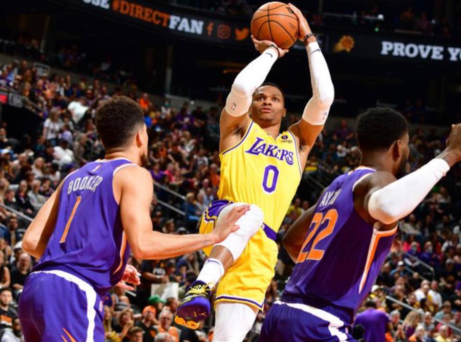 湖人以110比121输给太阳队 已无缘季后赛附加赛