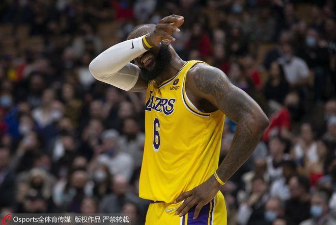 名嘴史密斯谈詹姆斯争夺GOAT 没有悬念不可能超越乔丹