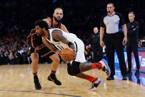 杜兰特砍下三双 堪称完美一战