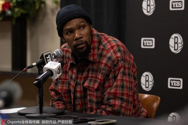 杜兰特谈太阳队核心布克 最爱看他打球数据好带队赢球