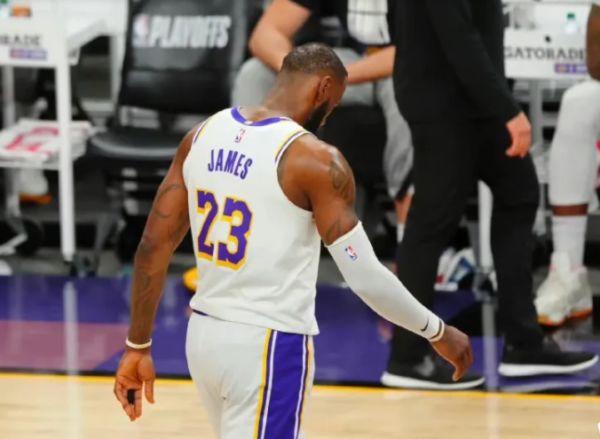 湖人将无缘季后赛 詹姆斯会不会冲击得分王