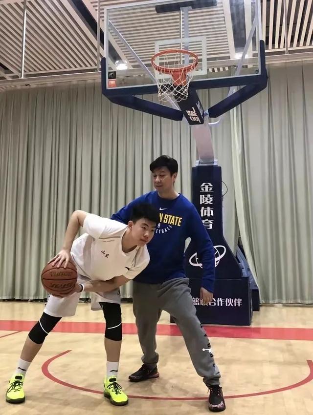 山东男篮4月底重新集结 下赛季会出现哪些新人