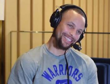 库里回应詹姆斯想和自己打球 全明星赛合作过