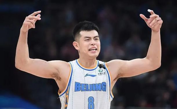 山西对阵首钢有一次错判 但并没有影响结果