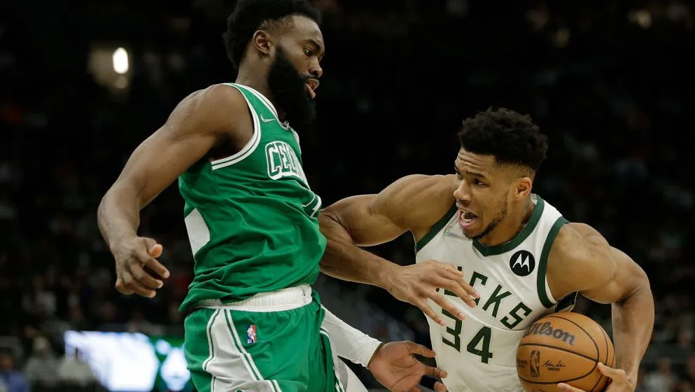 雄鹿击败凯尔特人 跃居东部第二