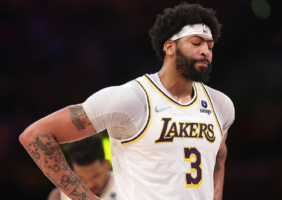 浓眉回应伤病质疑 称不论我打还是不打都会有质疑