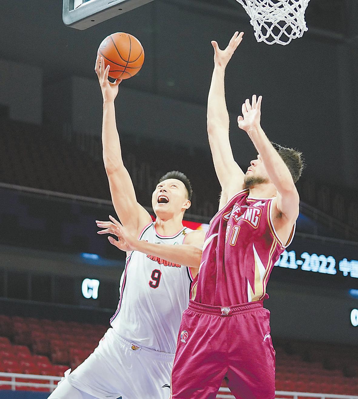 CBA季后赛辽粤大战 今年提前上演